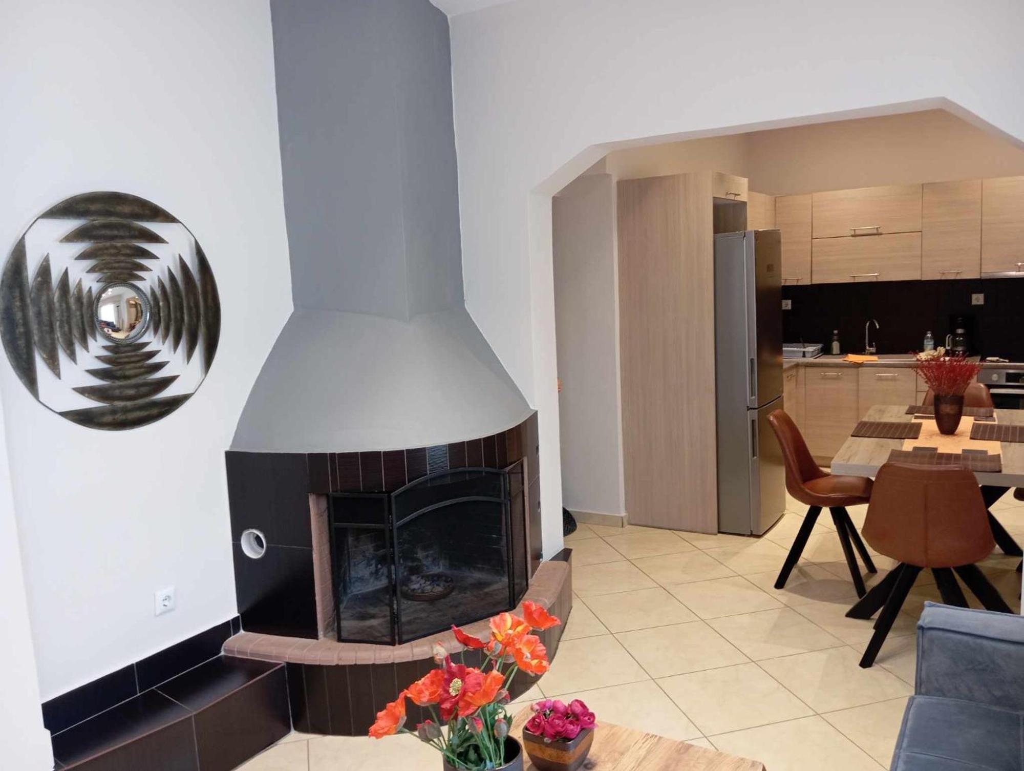 The Genius 3 Rooms, α Floor 3 υπνοδωμάτια, A όροφος * Athens